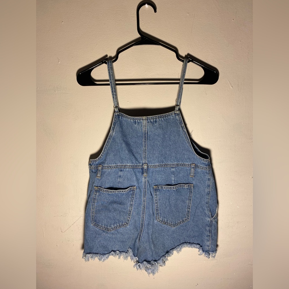 Forever 21 - Picture 2 of 10